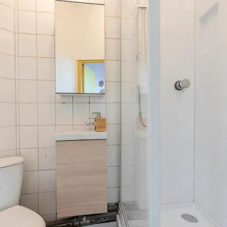 Centre Equipped Metro At 50m * Tourcoing