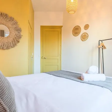 Centre Equipped Metro At 50m Apartamento